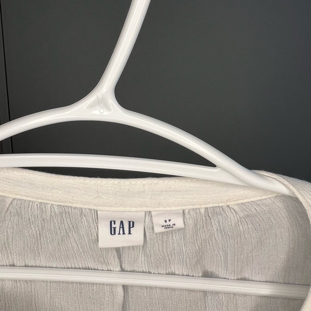 Gap Blouse - Picture 2 of 3